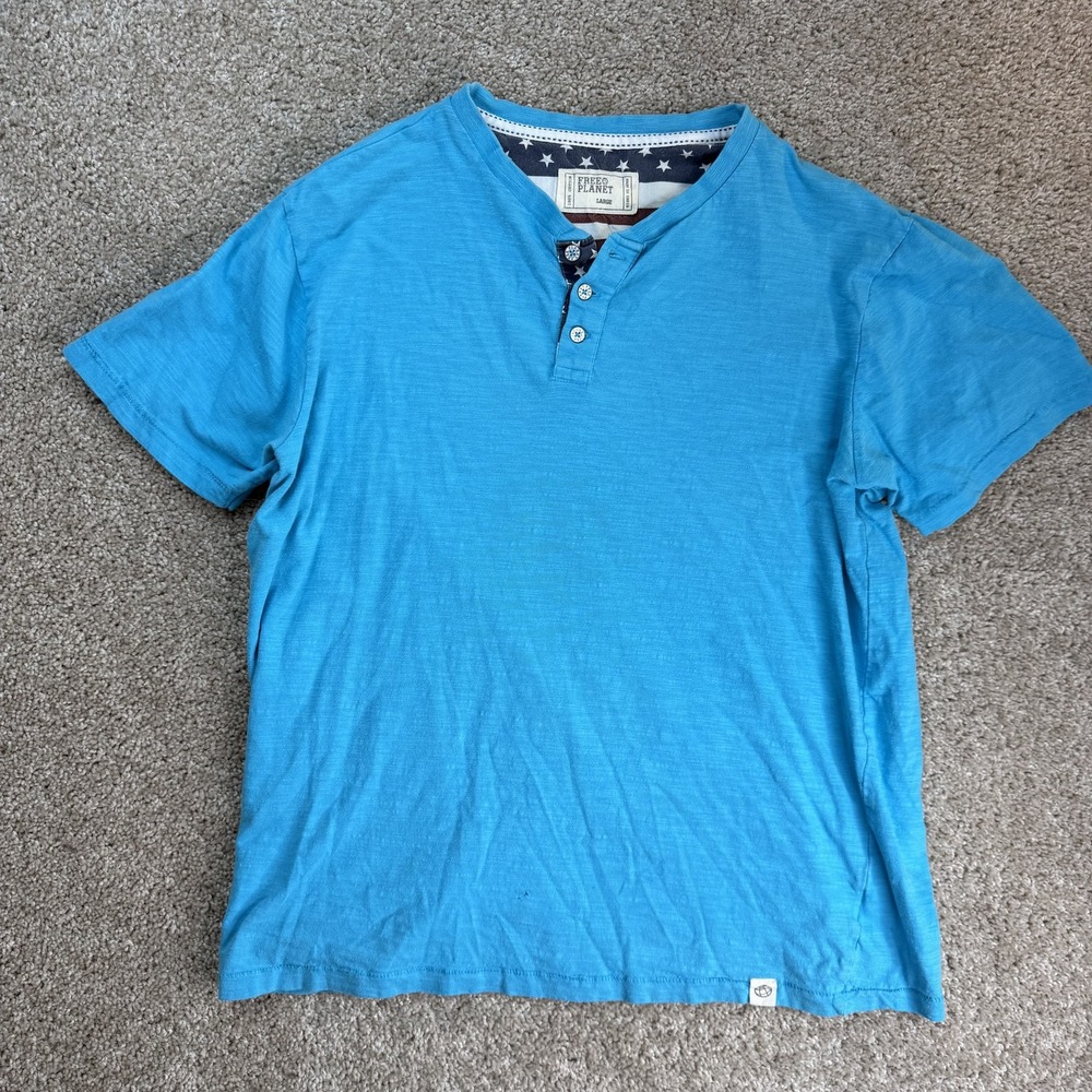 Free Planet Shirt Mens Large Blue Henley Short Sleeve Tee T-Shirt Lightweight